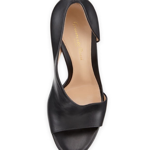 Gianvito Rossi Half-D’Orsay Asymmetric Elegant Sandal. Size 6 - Picture 3 of 12